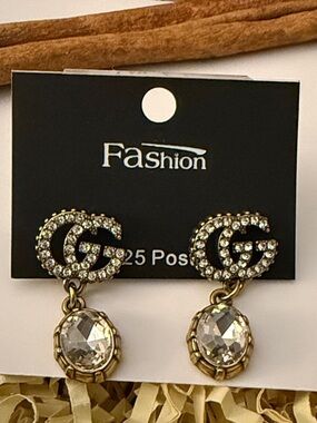 Fashion Jewelry Elegant Gold-Tone Crystal Drop Earrings - Clear